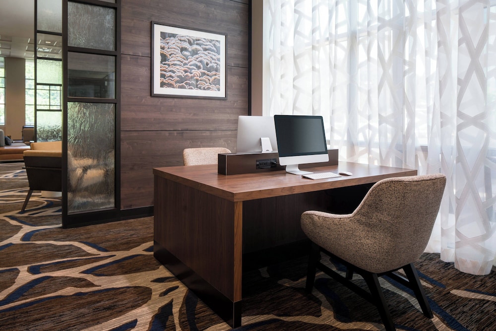 Morgantown Marriott at Waterfront Place - photo 38