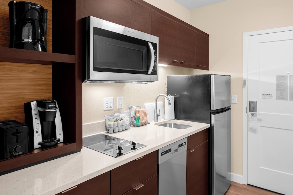 TownePlace Suites by Marriott Cincinnati Fairfield - photo 12