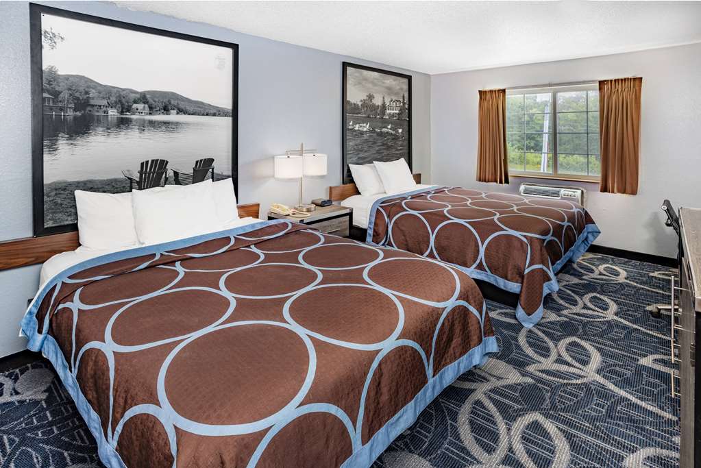 Super 8 by Wyndham Johnstown Gloversville - photo 10