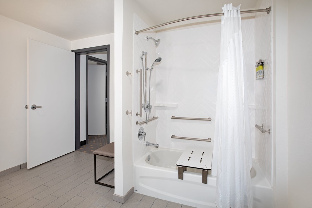 Holiday Inn Glendale Stadium & Ent Dist by IHG - photo 20
