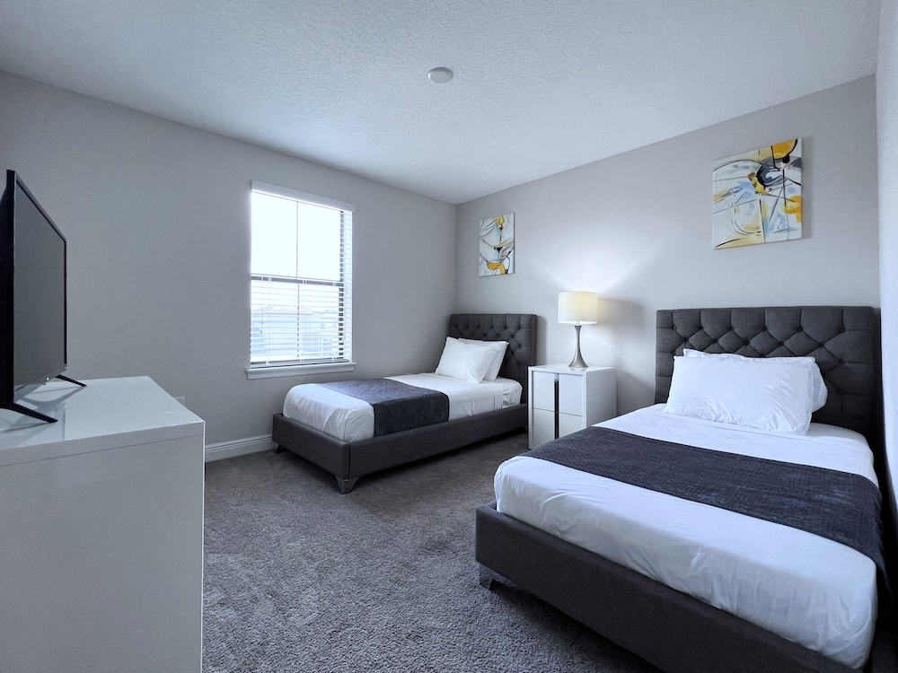 Balmoral Resort 138aa 4 Bedroom Home by Redawning - photo 4