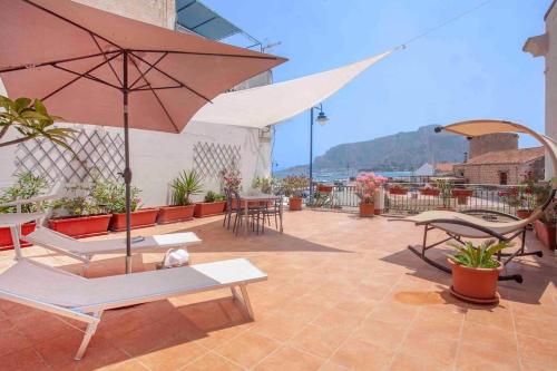 Sky Terrace Mondello Beach house — 4-Star Luxury Hotel in Palermo, Italy