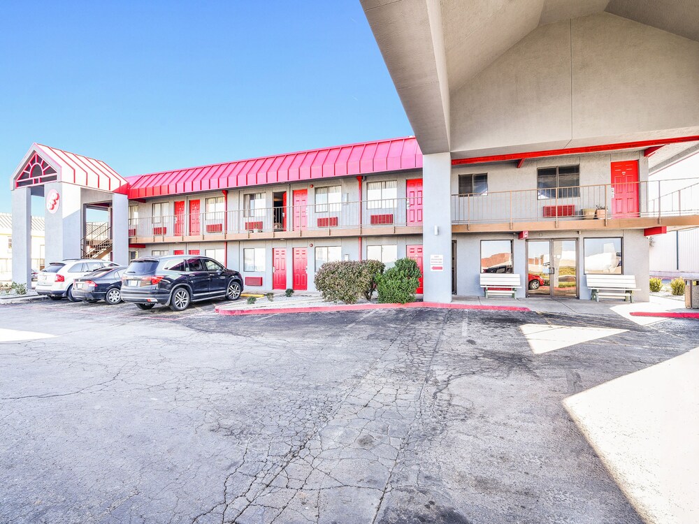OYO Hotel Amarillo Downtown - photo 24