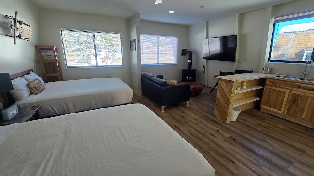 Cinnamon Bear Inn - photo 46