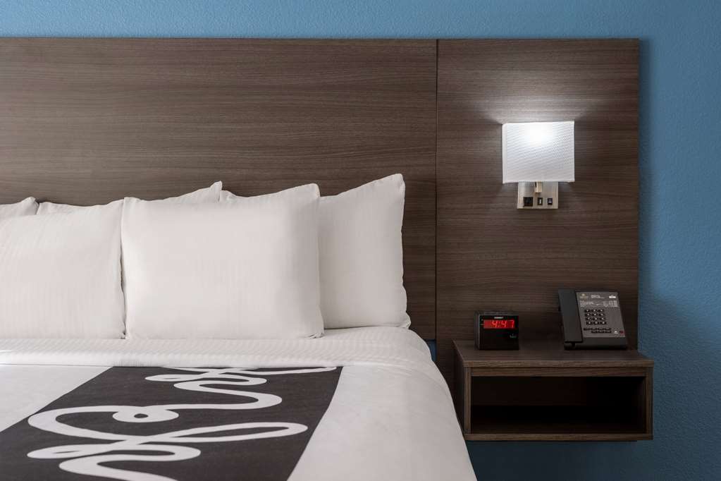 La Quinta Inn by Wyndham Sacramento North - photo 27