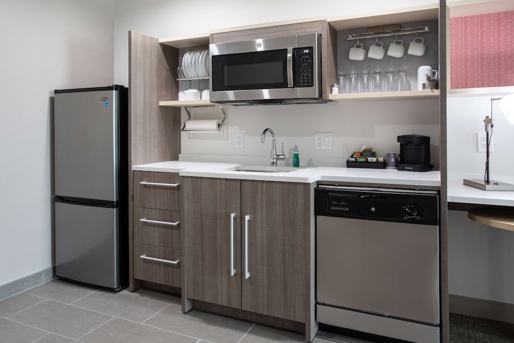 Home2 Suites by Hilton Roswell NM - photo 21