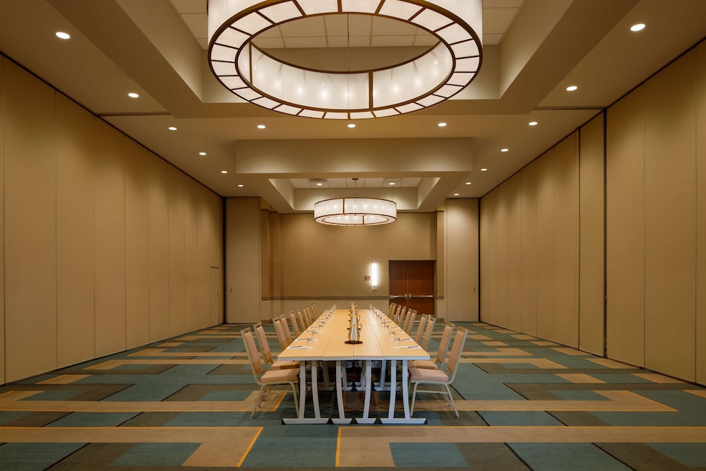 DoubleTree by Hilton Pittsburgh Cranberry - photo 96