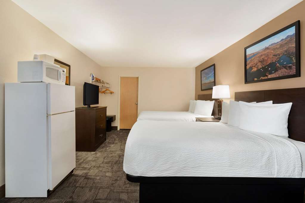 Travelodge by Wyndham Lake Havasu - photo 21