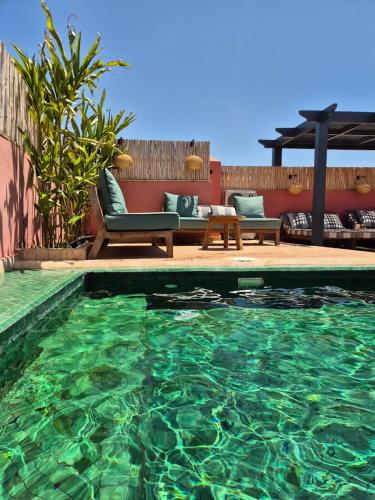 Riad Beltza Algara Privé avec Piscine et services — 4-Star Luxury Hotel in Marrakesh, Morocco