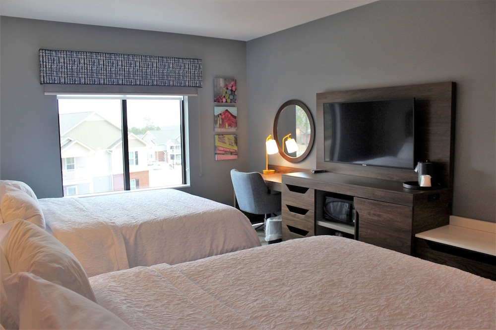 Hampton Inn Lexington NC - photo 16