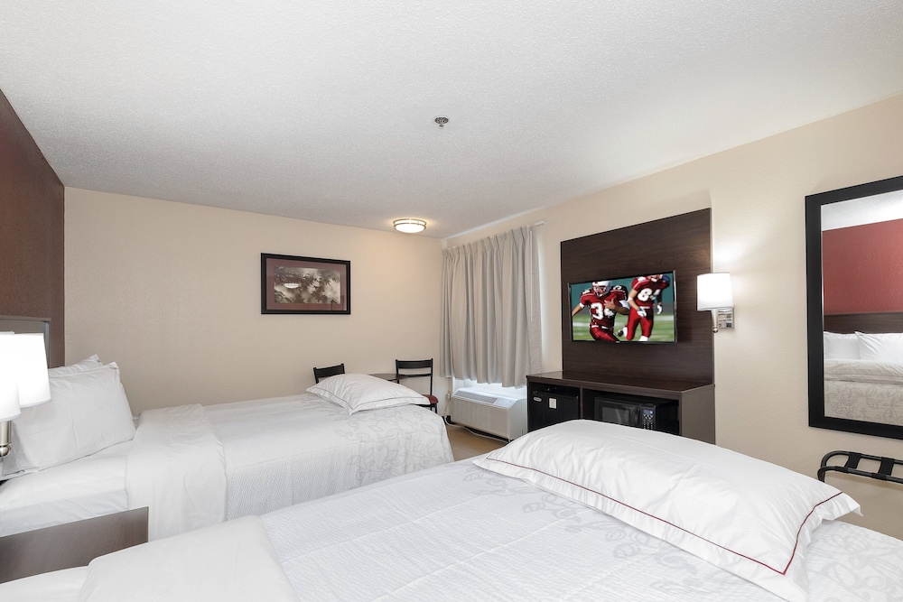 Red Roof Inn PLUS Jacksonville Southpoint - photo 8