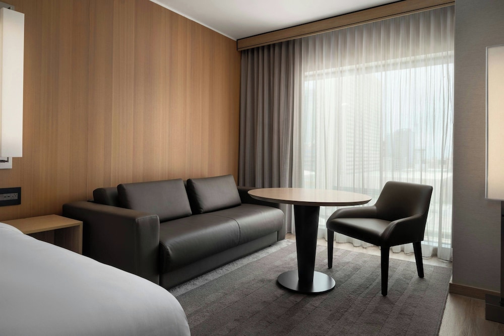 AC Hotel by Marriott Phoenix Downtown - photo 20