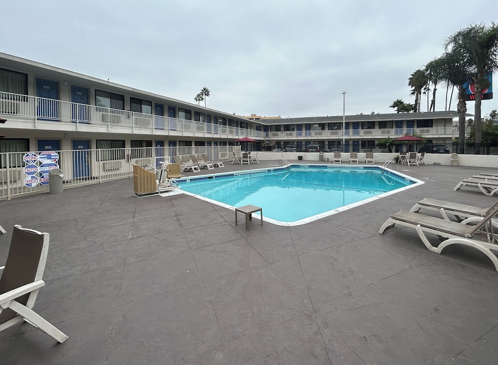 Studio 6 San Diego Ca Hotel Circle Mission Valley - photo 18