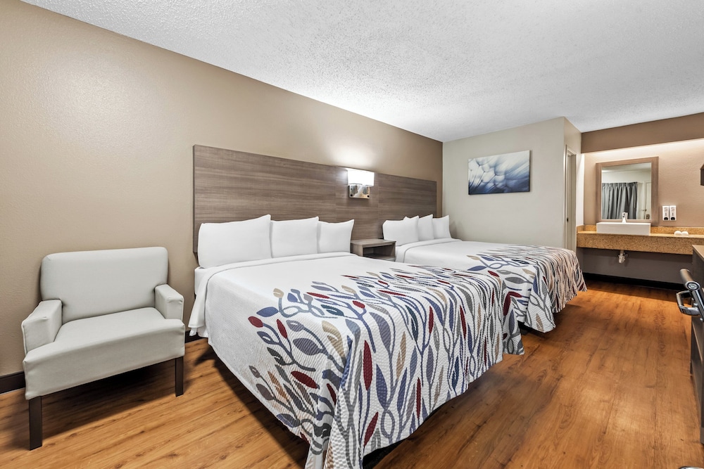 Red Roof Inn Columbus West Hilliard - photo 16