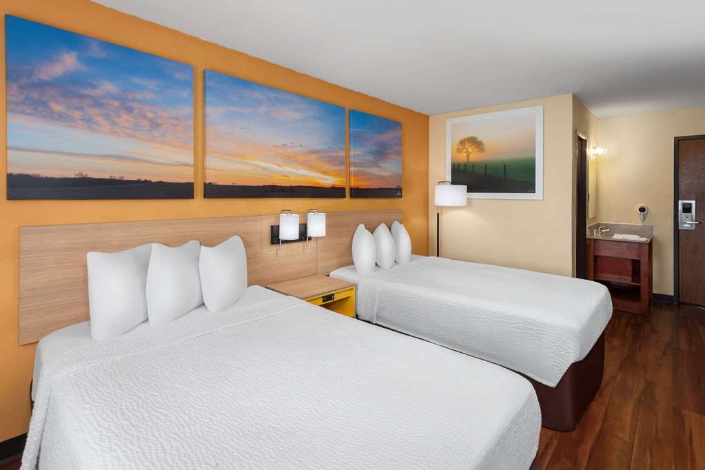 Days Inn by Wyndham Rockford I 90 Casino District - photo 14