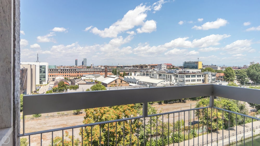 Italianway Ripa Ticinese 103 — 4-Star Luxury Hotel in Milan, Italy