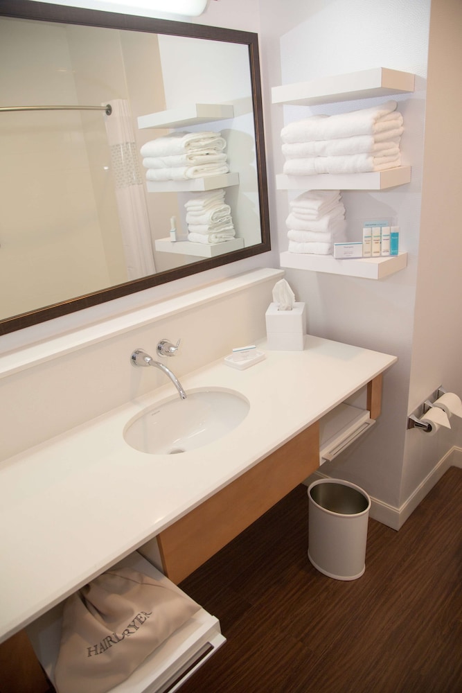 Hampton Inn & Suites McKinney - photo 12