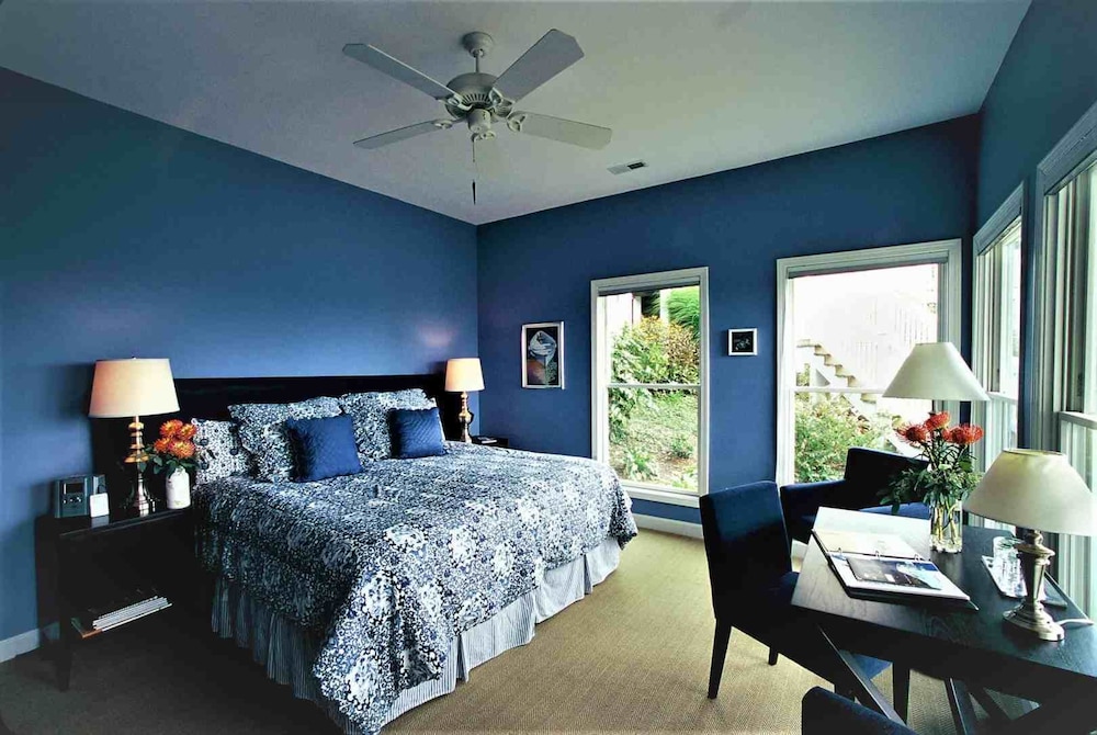 Inn at Riverbend - photo 12