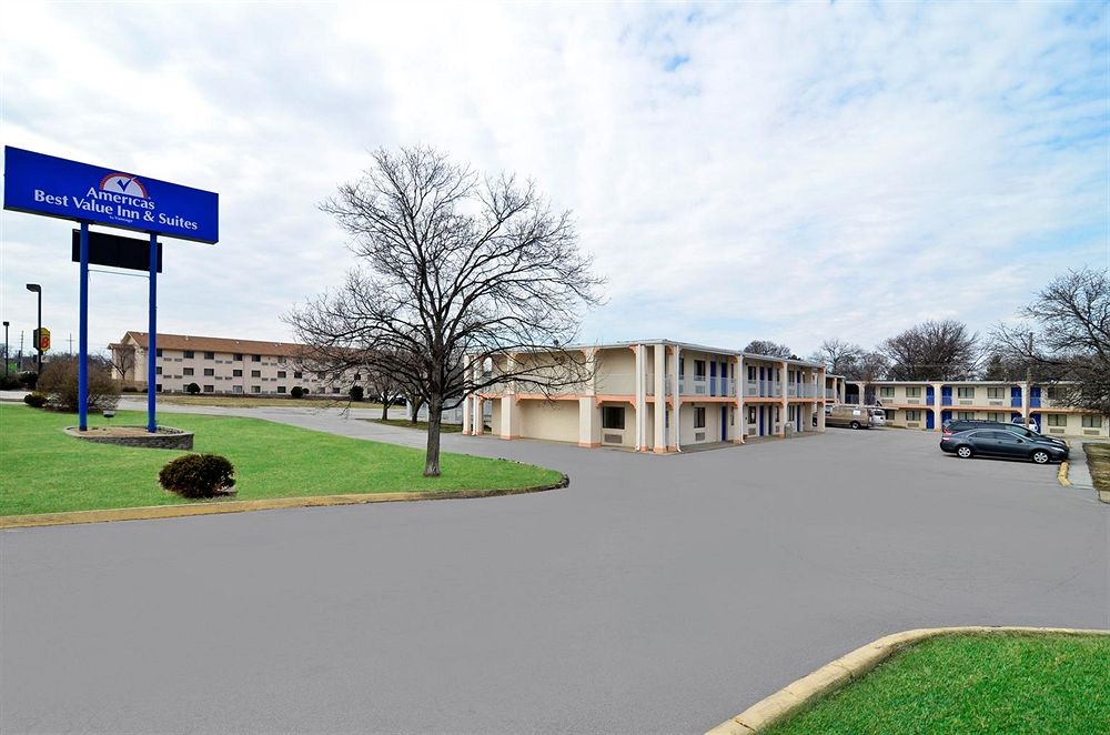 Americas Best Value Inn & Suites - carbon neutral hotel in Bridgeton