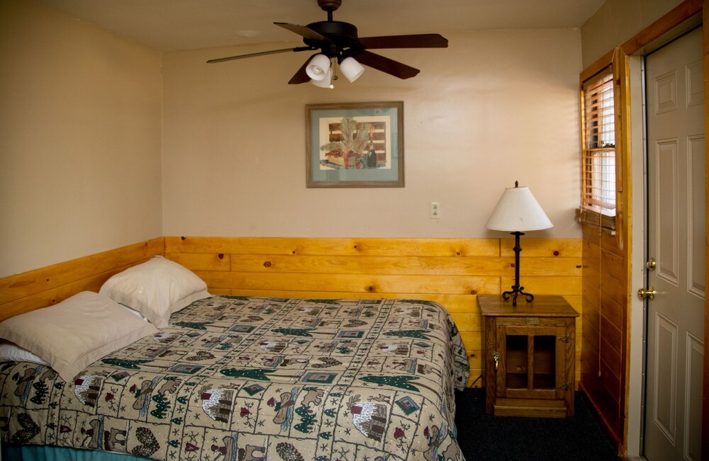 Golden Bear Cottages - photo 19