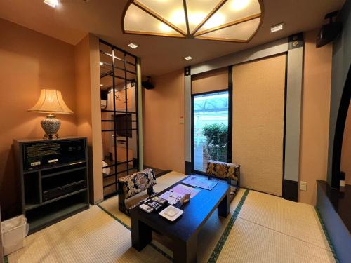Hotel Karakonosato 唐比の里 — hotel in Isahaya