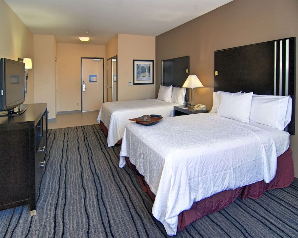 Hampton Inn & Suites Mountain View - photo 17