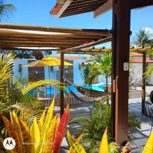Casa na Ilha da Crôa Barra de Santo Antônio — 4-Star Luxury Hotel in Barra De Santo Antonio, Brasil