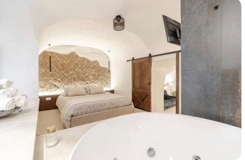 Domus Parthenope Deluxe — 4-Star Luxury Hotel in Naples, Italy