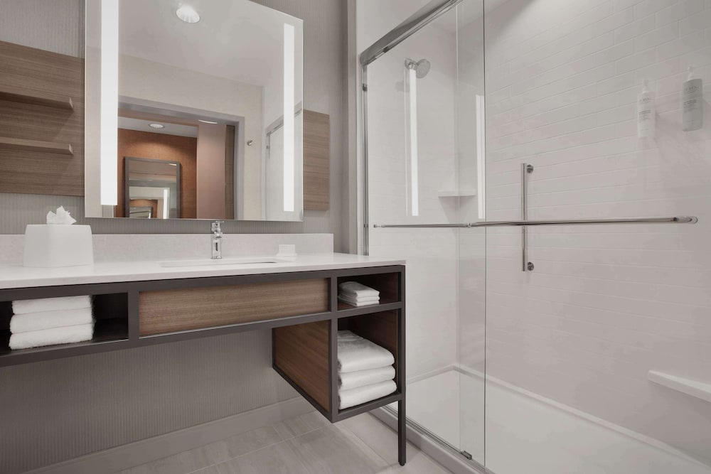 Hilton Garden Inn Denver Airport Tower Road - photo 19