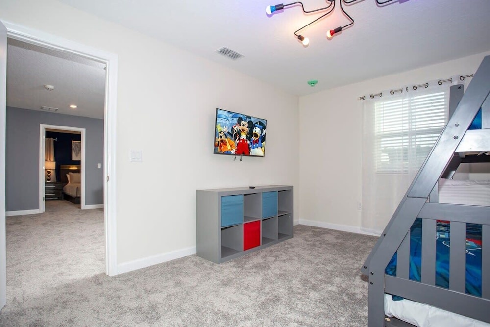 Fantastic Eight Bedrooms SF w Screened Pool at Storey Lake Resort 2887 - photo 27
