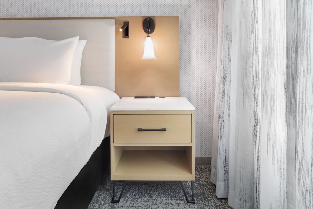 Residence Inn Chatsworth - photo 9