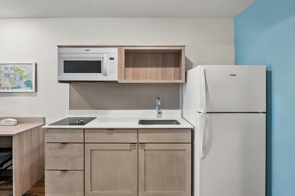 Woodspring Suites Newington Hartford South - photo 18