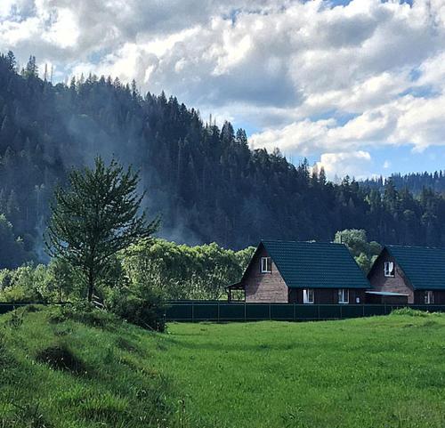 Veranda - carbon neutral hotel in Yasinya