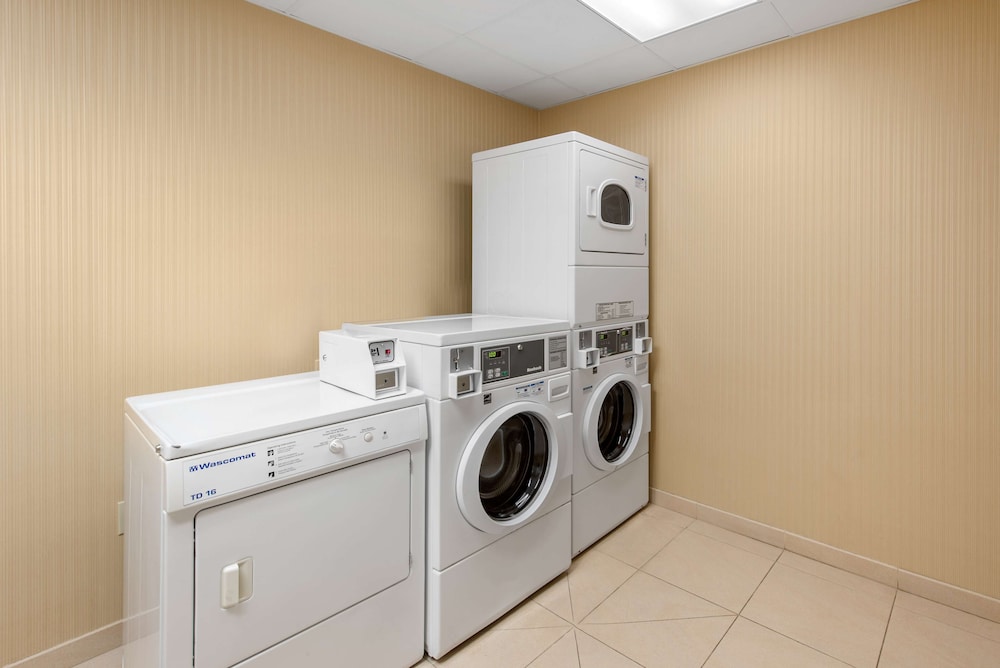 Hampton Inn & Suites Arcata - photo 47