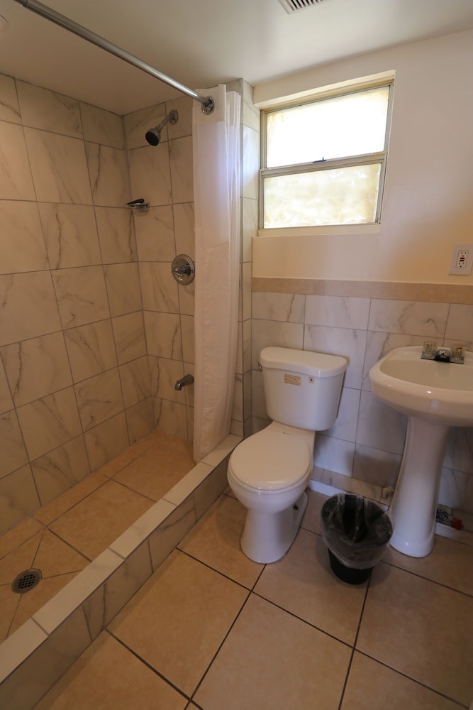 Sandman Inn Motel - photo 24