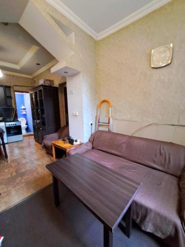 Apartment On Leonidze 18