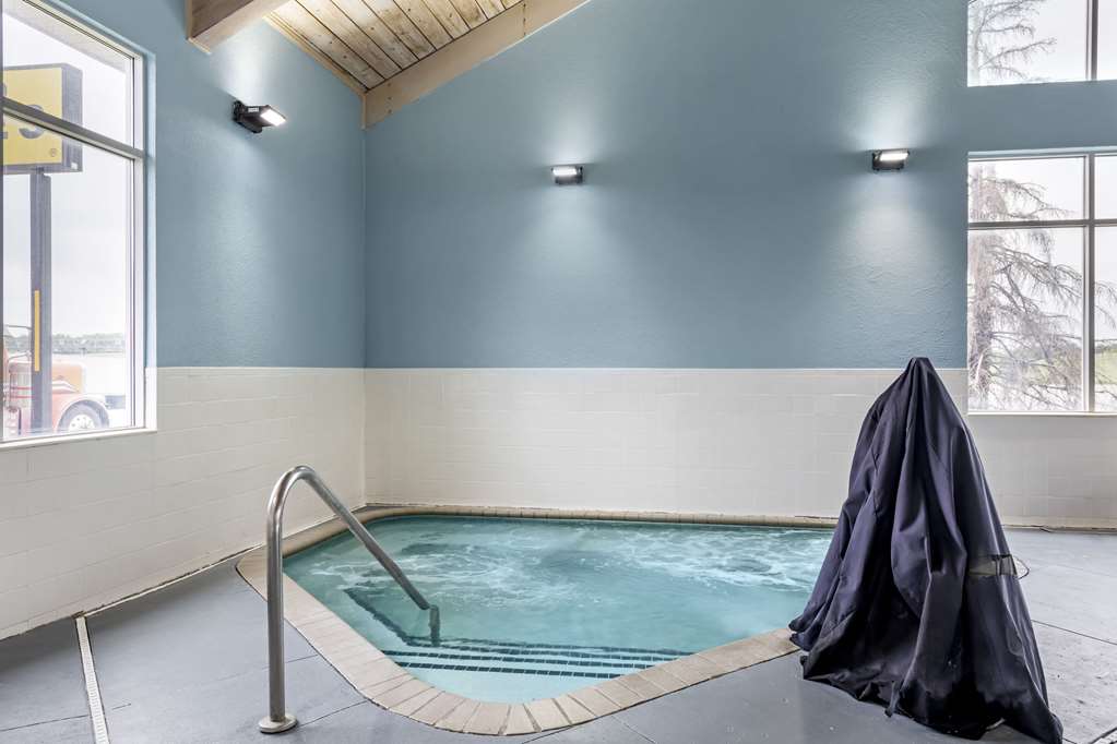 Comfort Inn Albert Lea at Trails Travel Center - photo 40