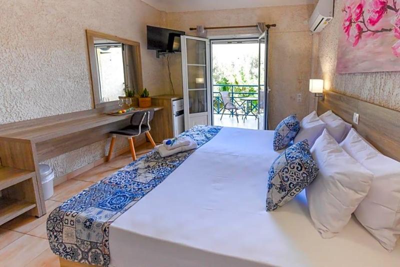 Paradise - carbon neutral hotel in Samos