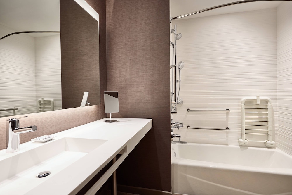 AC Hotel Atlanta Perimeter - photo 20