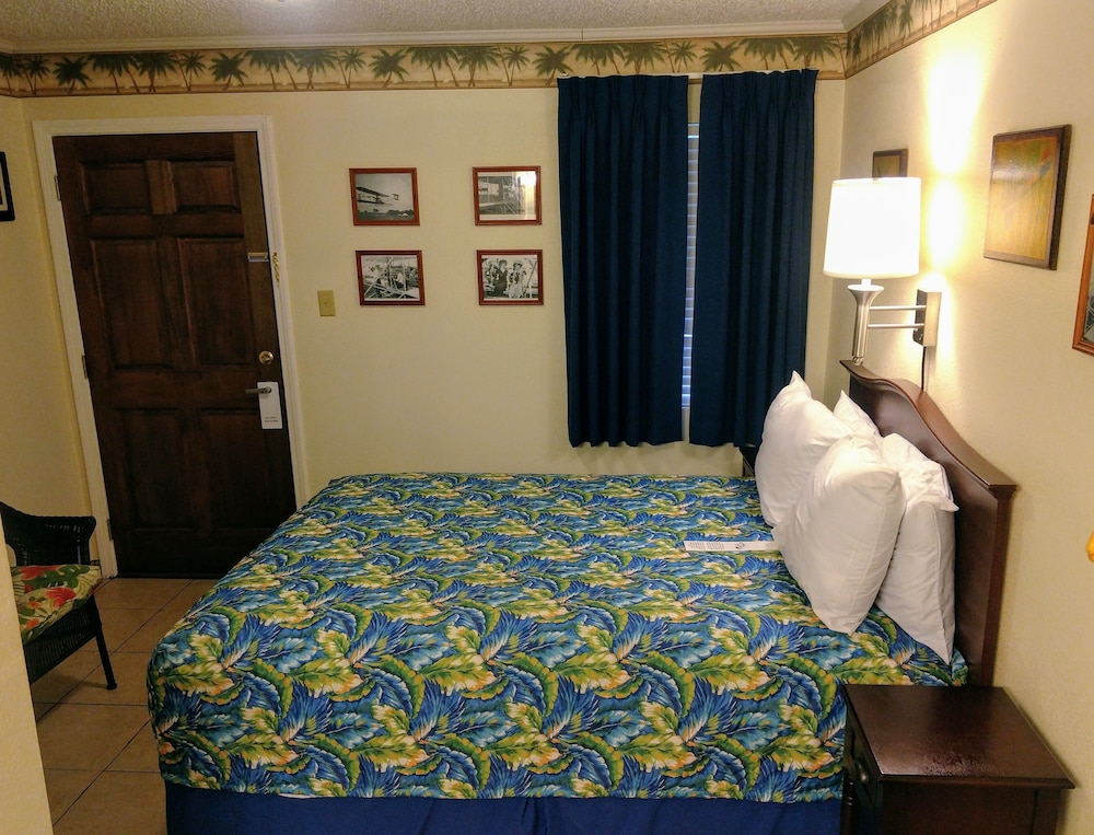 Amelia's Landing Hotel - photo 10
