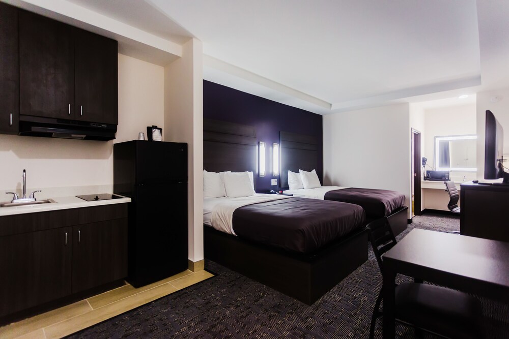 Palacio Royale Inn Boutique Katy - photo 32