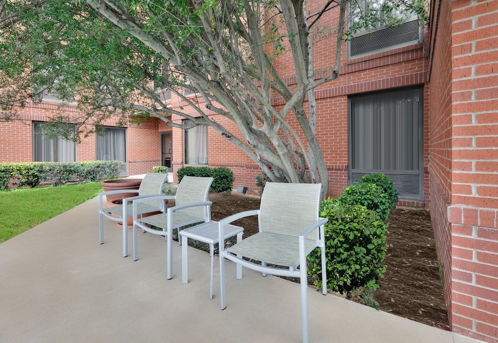 Comfort Inn Plano Dallas - photo 36