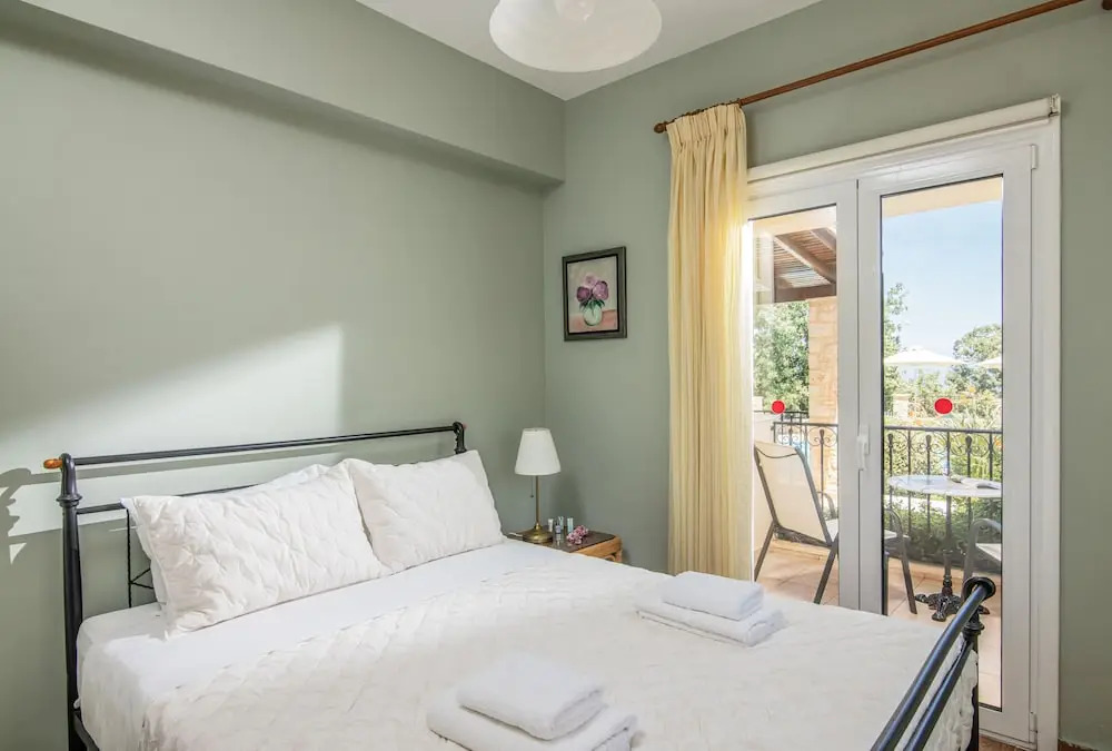 Dafni Gerani Villas With Private Pooi — 4-Star Luxury Hotel in Rethymno, Greece