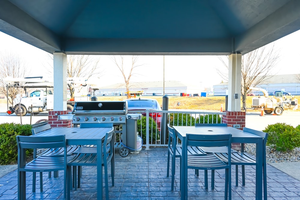 Candlewood Suites Lafayette by IHG - photo 22