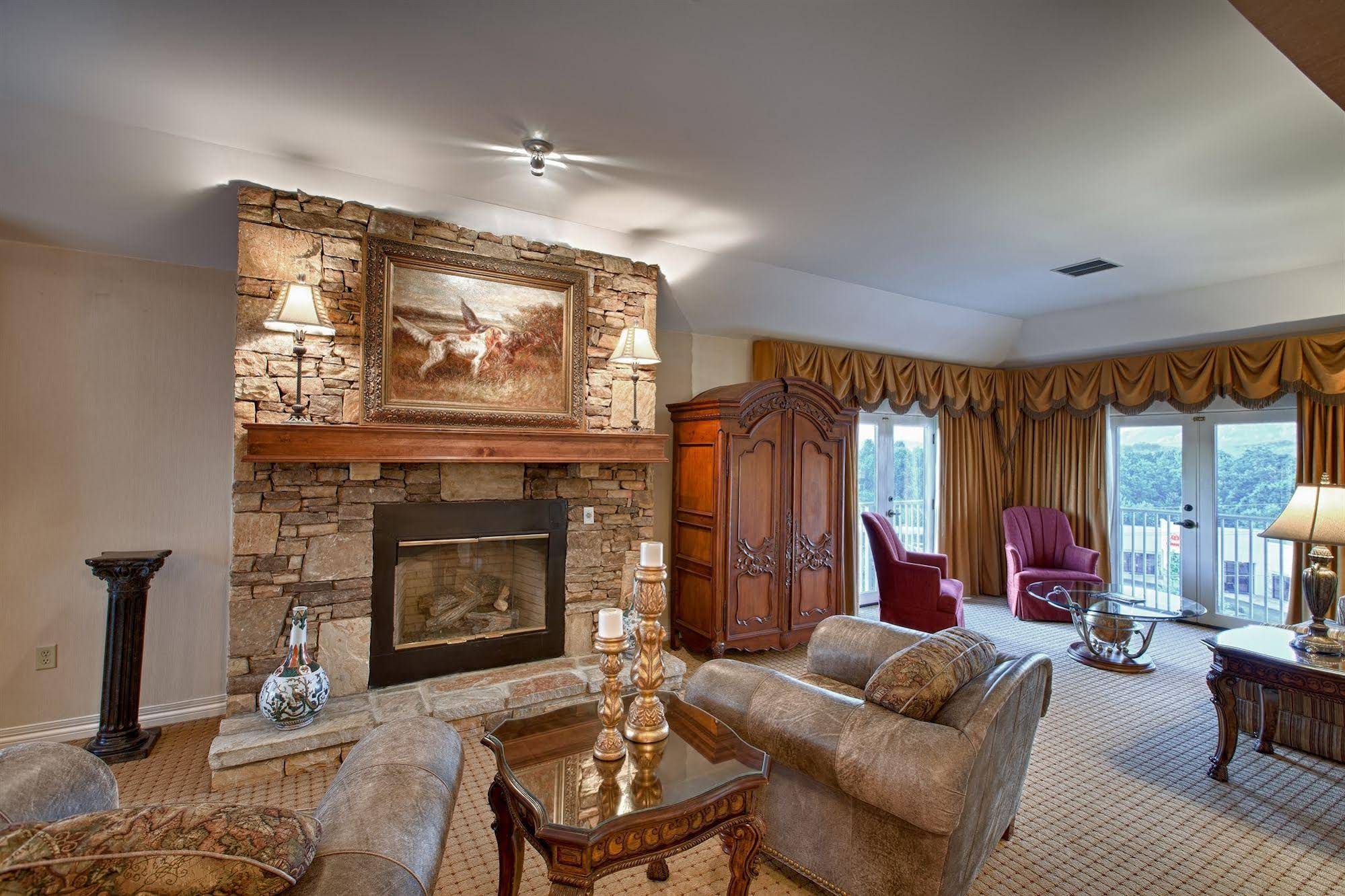 Music Road Inn - photo 12
