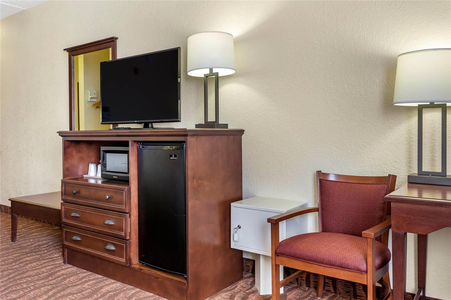 Comfort Inn & Suites Branson Meadows - photo 16