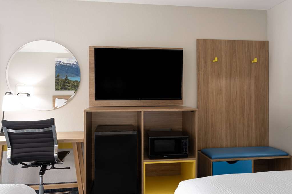 Days Inn by Wyndham Weldon Roanoke Rapids - photo 18
