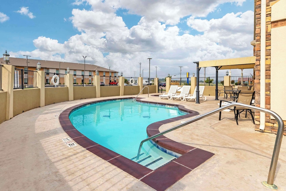 Comfort Inn & Suites Glenpool - photo 38