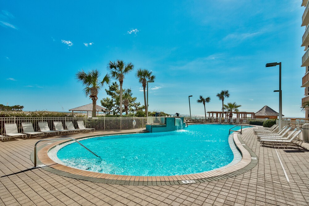 Pelican Beach Resort by Colasan - photo 57