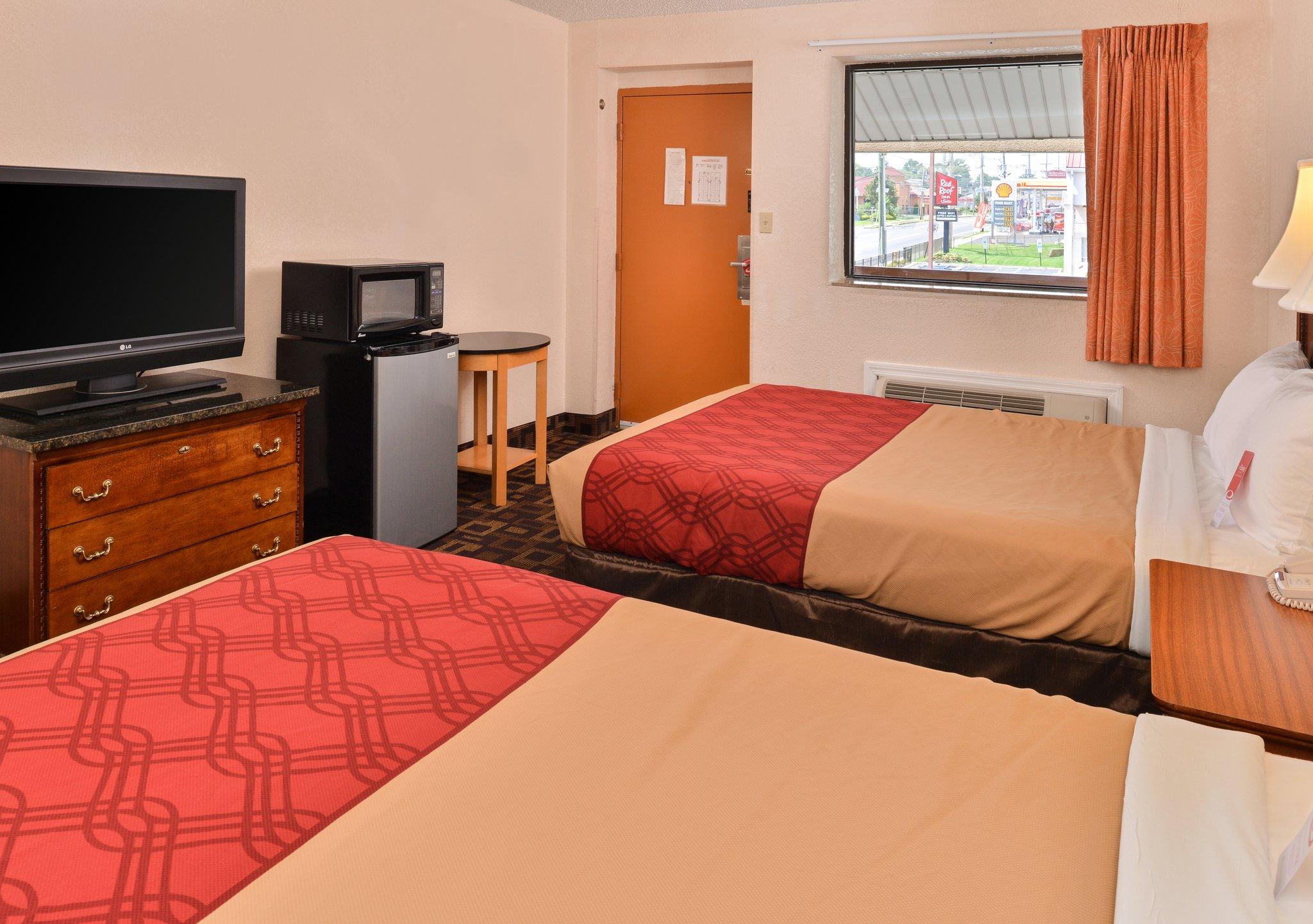 Econo Lodge Bellmawr - photo 12